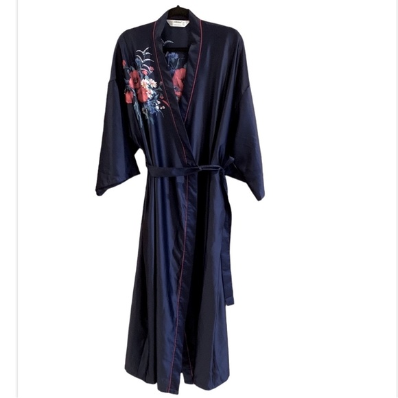 Vintage Kimono Style Satin Floral Long Navy Long Robe Women Sz 10– 12 Made in UK - Picture 3 of 17